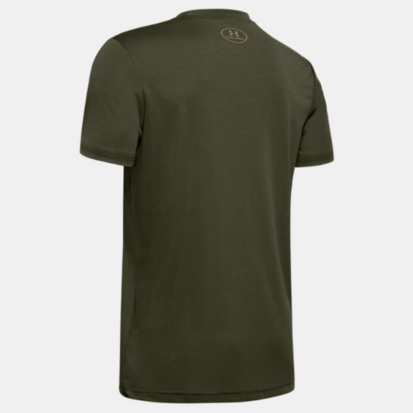 Boys Under Armour Green Short Sleeve Shirt NWT - Picture 2 of 2